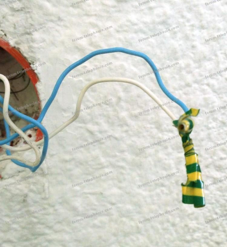 les 2 fils de l'interphone